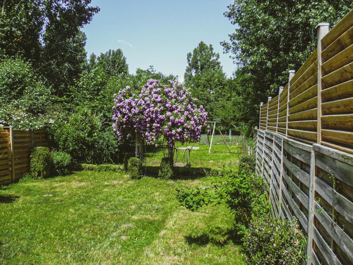 La Laujere Ivie - Gite & Piscine Privative Saint-Hilaire-du-Bois  Kültér fotó