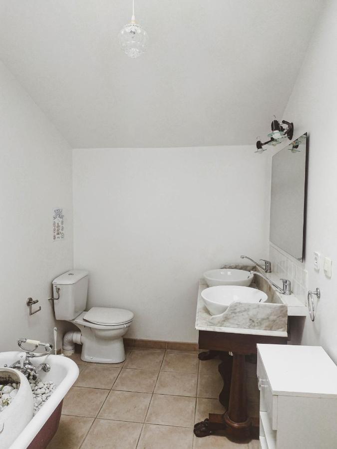 La Laujere Ivie - Gite & Piscine Privative Saint-Hilaire-du-Bois  Kültér fotó