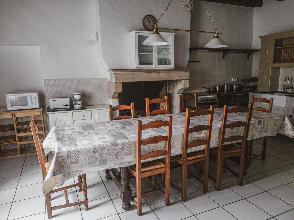 La Laujere Ivie - Gite & Piscine Privative Saint-Hilaire-du-Bois  Kültér fotó