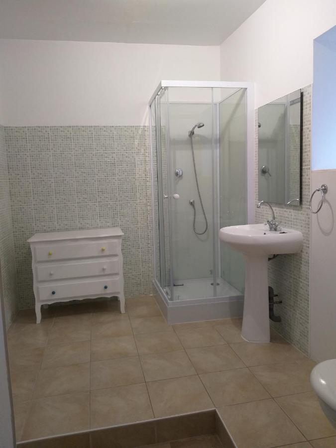 La Laujere Ivie - Gite & Piscine Privative Saint-Hilaire-du-Bois  Kültér fotó